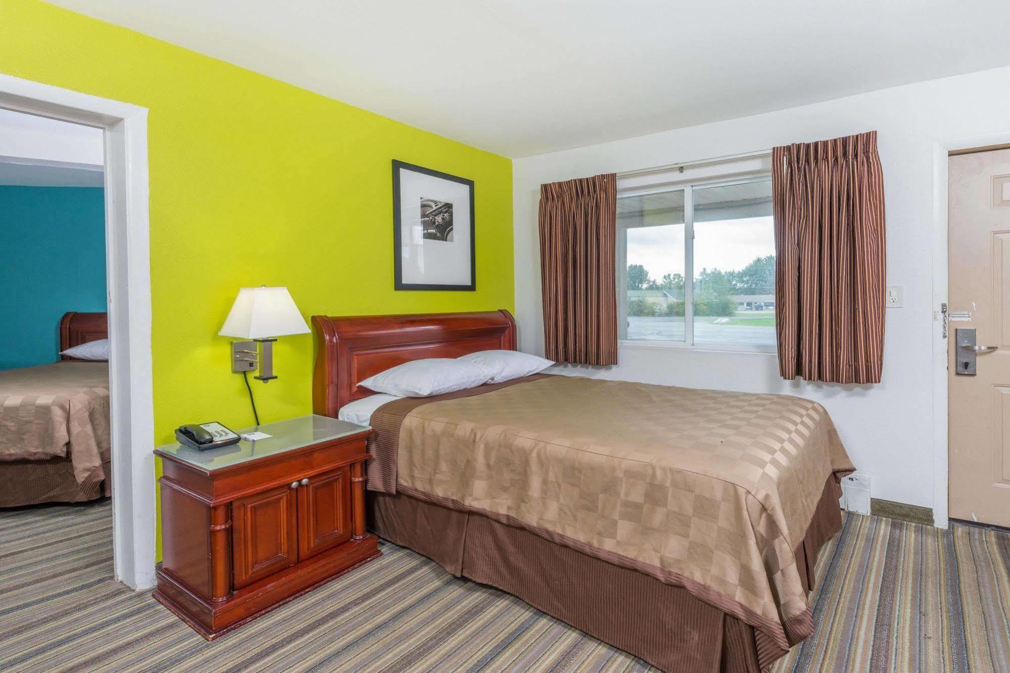 Rodeway Inn Pittsfield Eksteriør billede